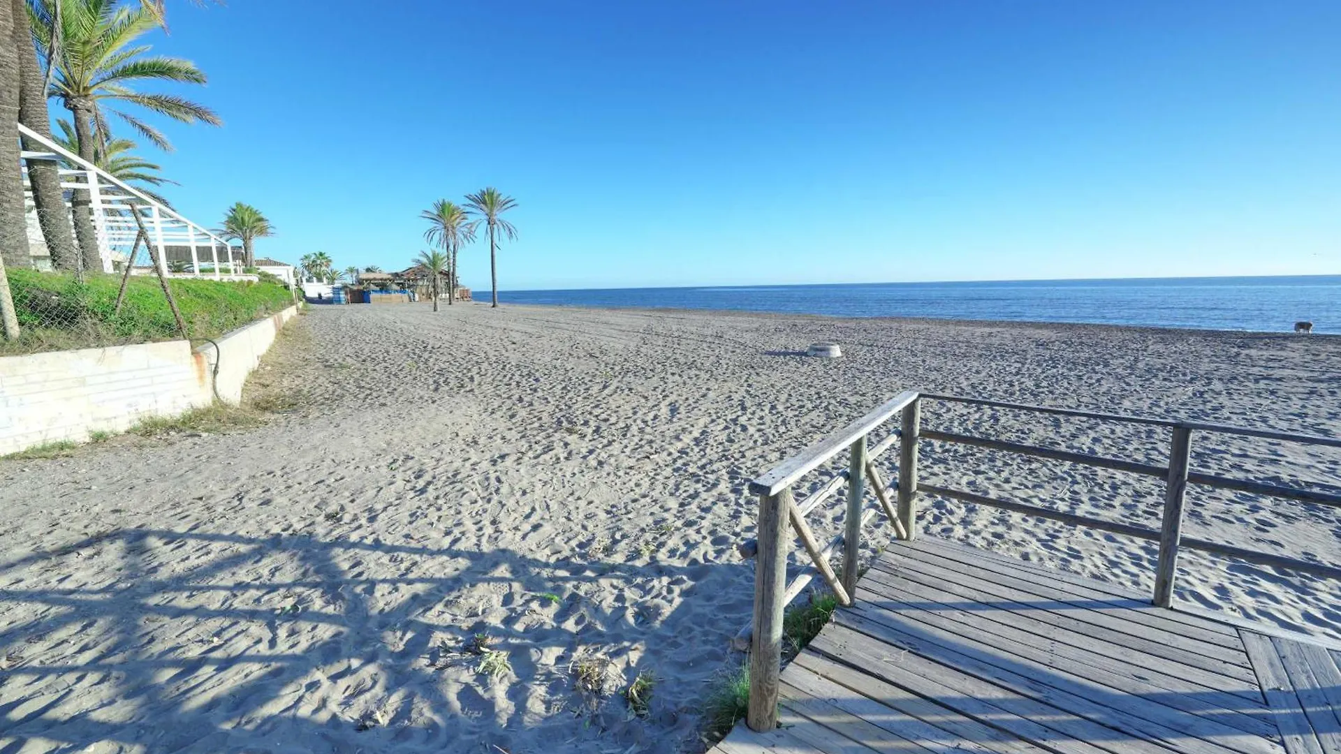 1104 First Line Beach Apartment Golden Beach Pool Marbella Spain
