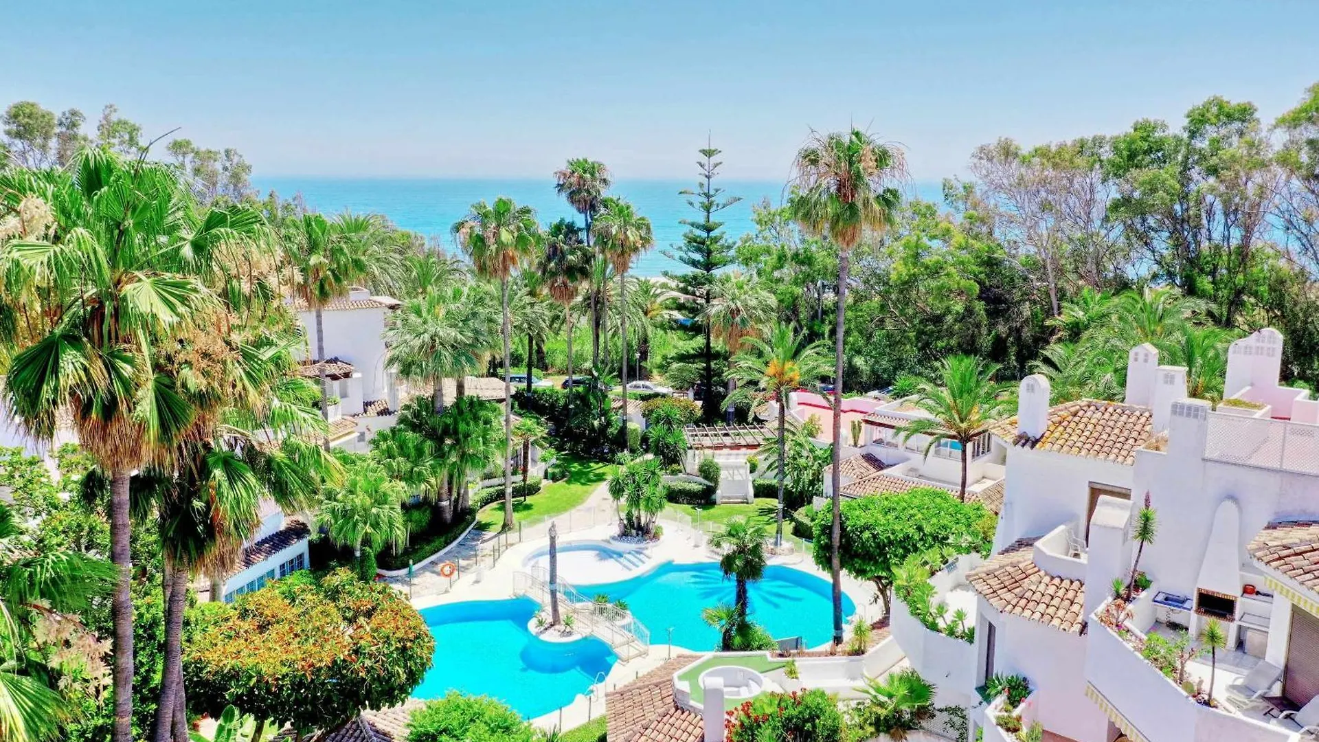 1104 First Line Beach Apartment Golden Beach Pool Marbellac