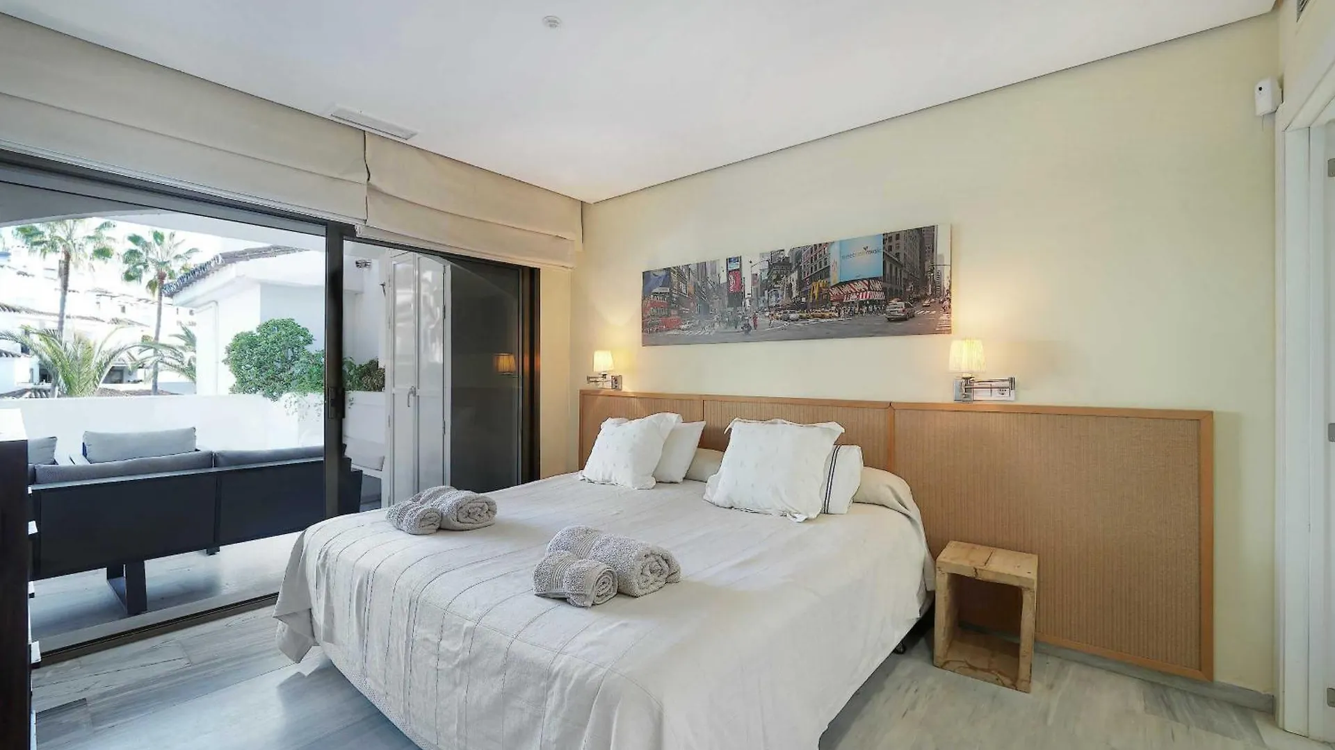1104 First Line Beach Apartment Golden Beach Pool Marbellac