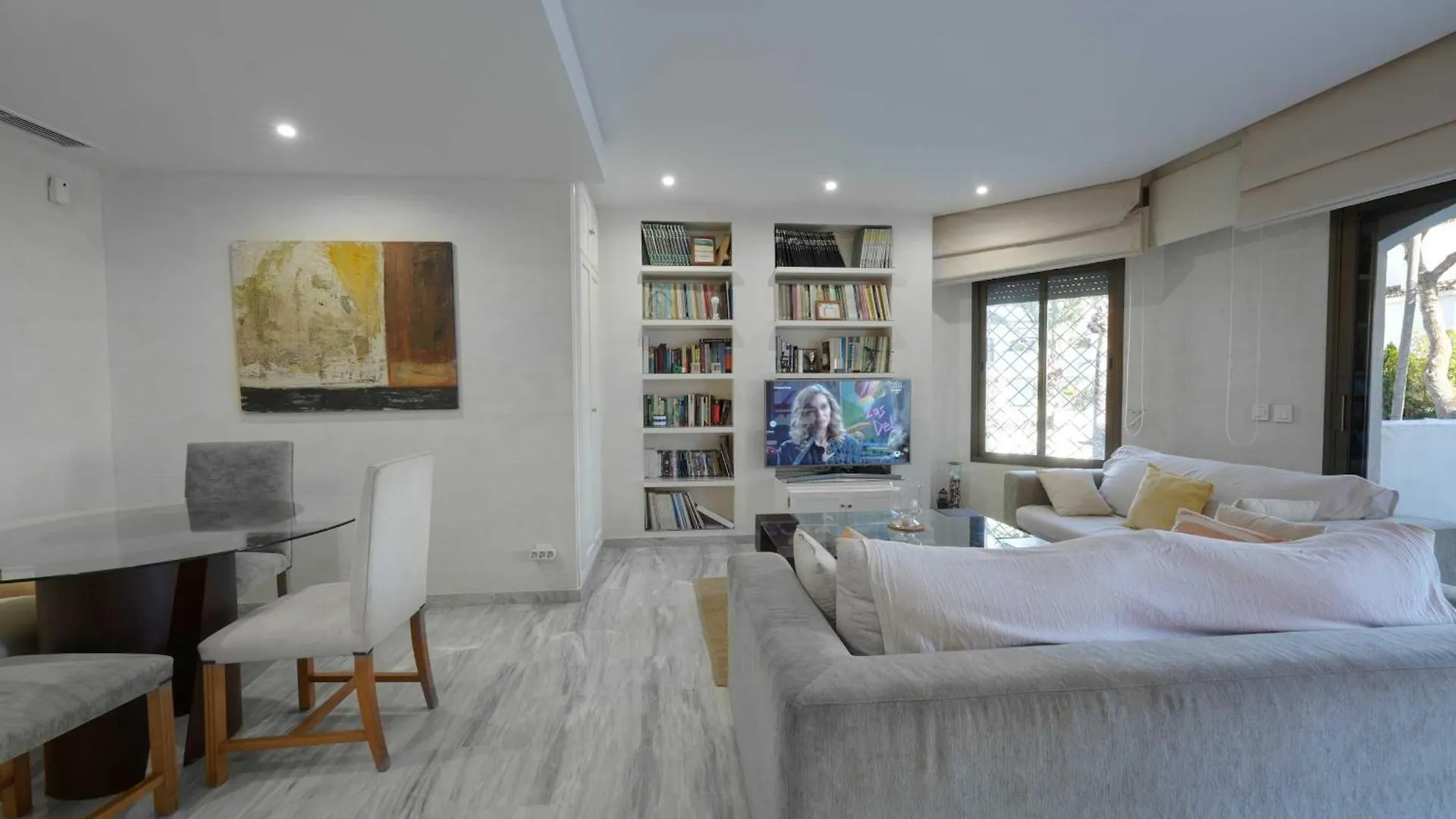 1104 First Line Beach Apartment Golden Beach Pool Marbella Spain