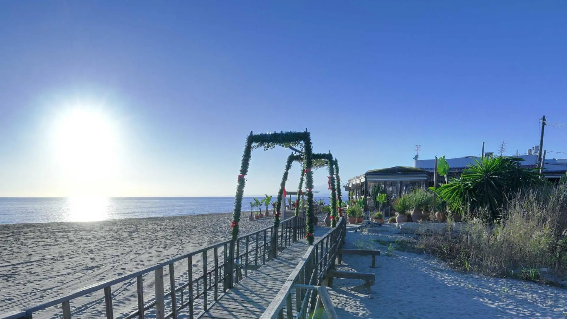 1104 First Line Beach Apartment Golden Beach Pool Marbella