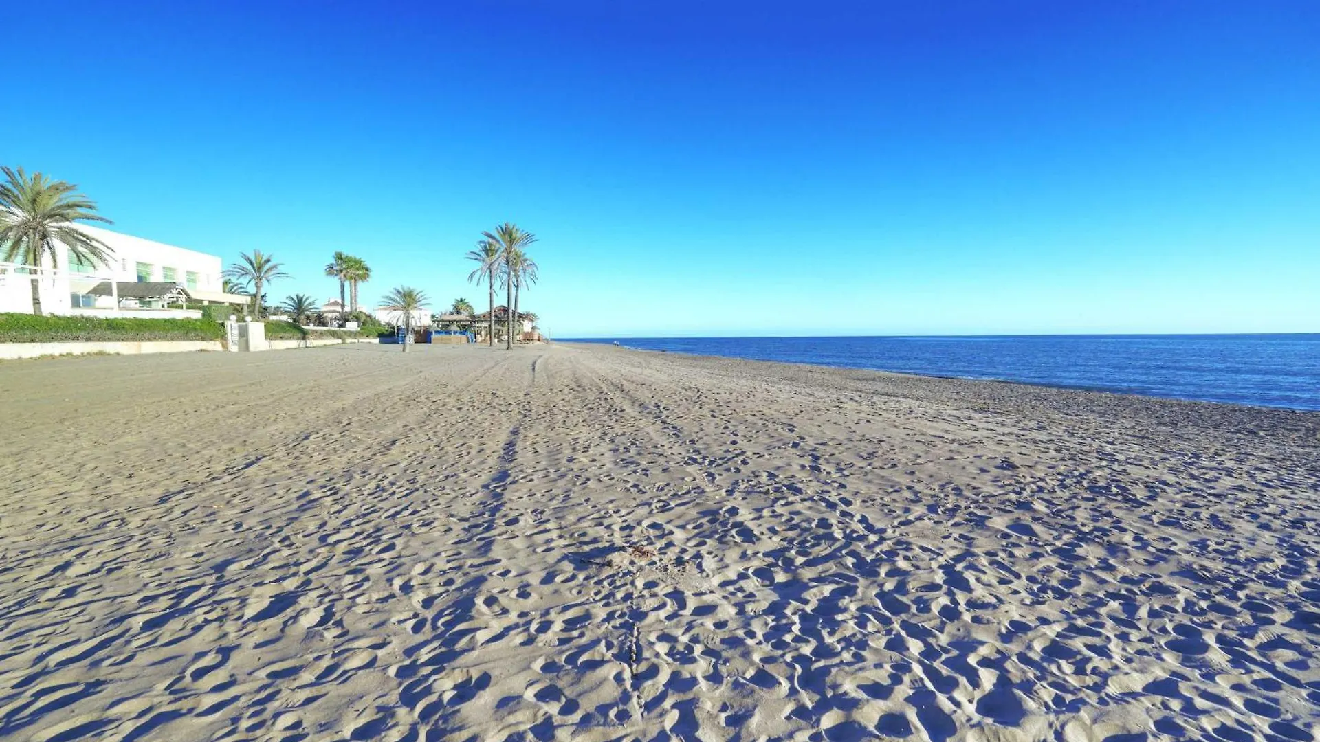 1104 First Line Beach Apartment Golden Beach Pool Marbellac